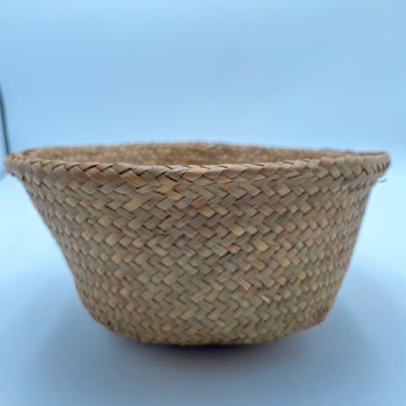 Two foldable seagrass baskets - Picture 7 of 10